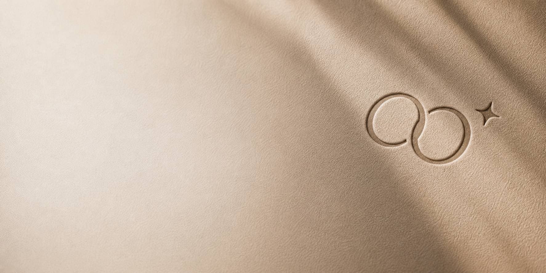 Beige Leather Tezoor